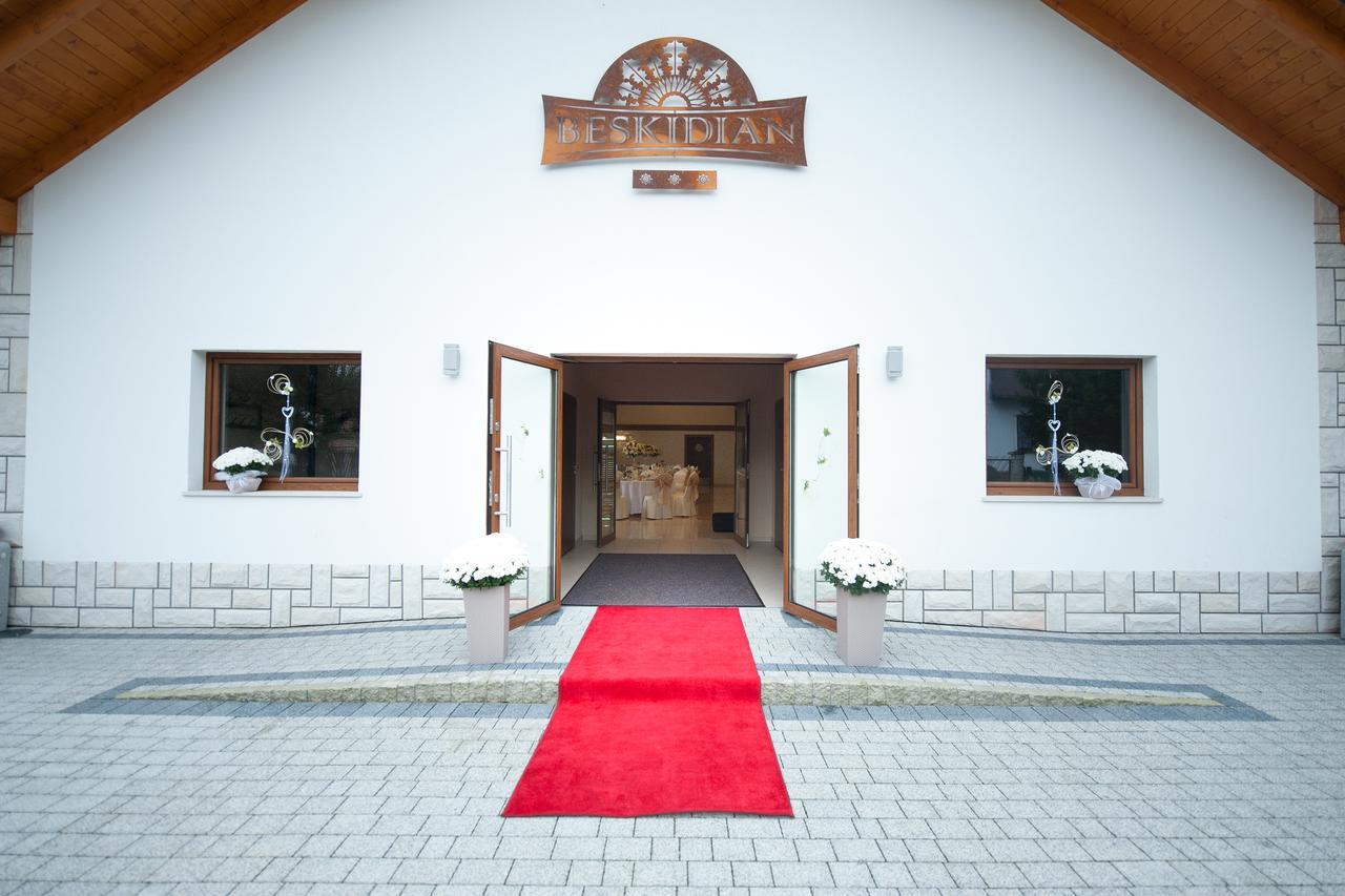 Hotel Beskidian ベンギエルスカ・グルカ エクステリア 写真